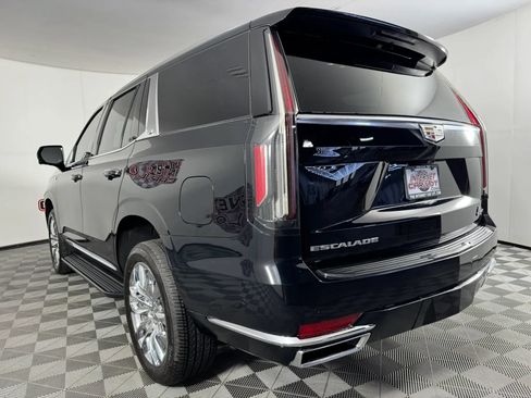 Used 2023 Cadillac Escalade Premium Luxury w/ Performance Package AWD/4WD image 28