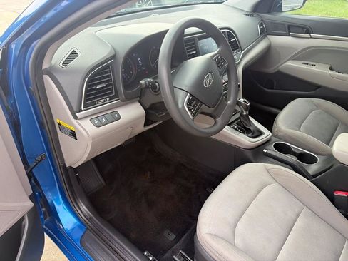 Used 2018 Hyundai Elantra SEL FWD image 18