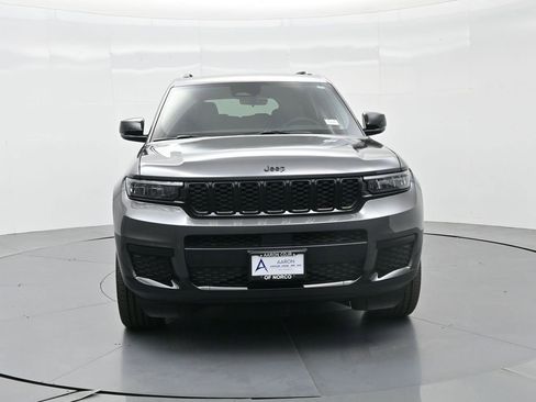 New 2025 Jeep Grand Cherokee L Altitude image 3
