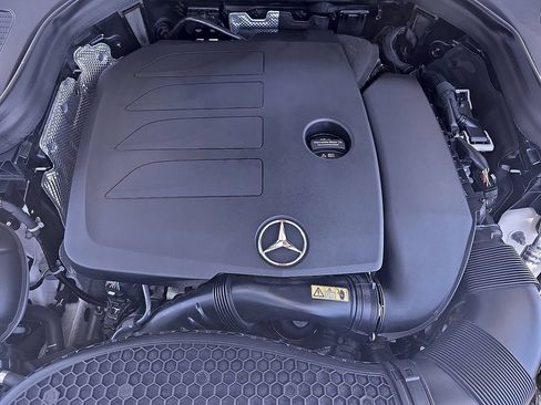 Used 2022 Mercedes-Benz GLC 300 image 41