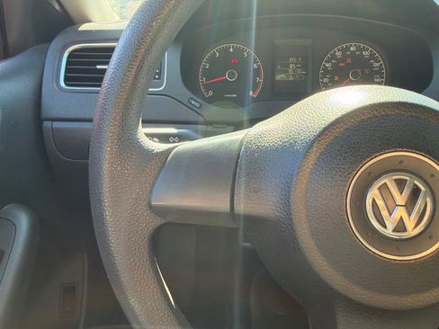Used 2014 Volkswagen Jetta S FWD image 11