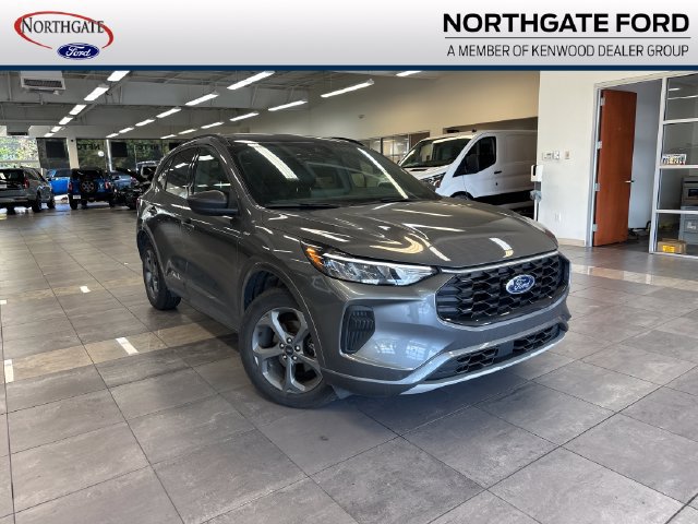 Used 2024 Ford Escape ST-Line w/ Tech Pack #1 AWD/4WD image 1