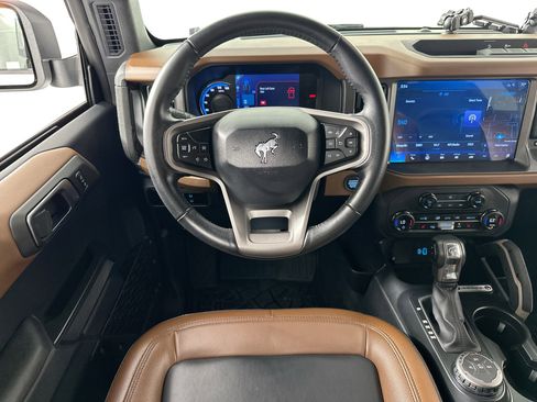 Used 2024 Ford Bronco Outer Banks image 22