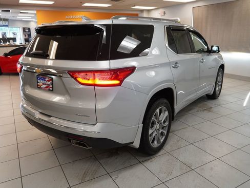 Used 2021 Chevrolet Traverse Premier AWD/4WD image 13
