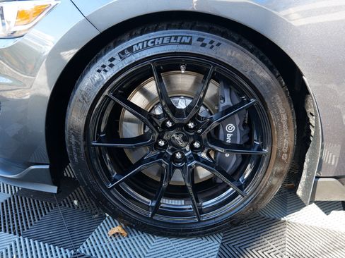 Used 2020 Ford Mustang Shelby GT350 w/ Technology Package image 88