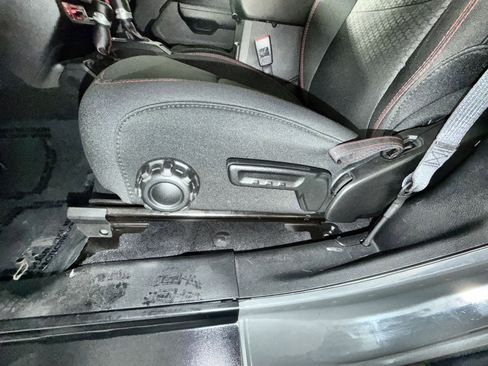 Used 2018 Jeep Wrangler Rubicon image 14