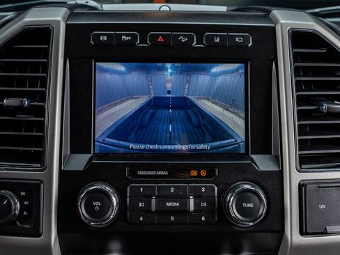 Used 2020 Ford F250 Lariat image 23