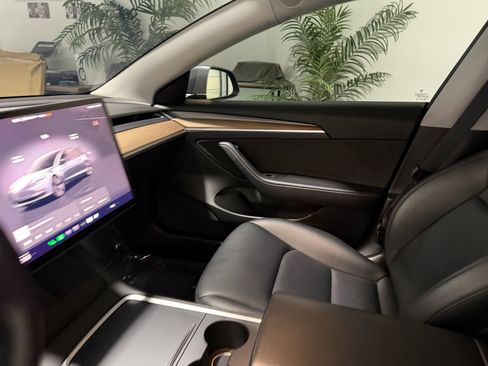 Used 2022 Tesla Model 3 Long Range image 10