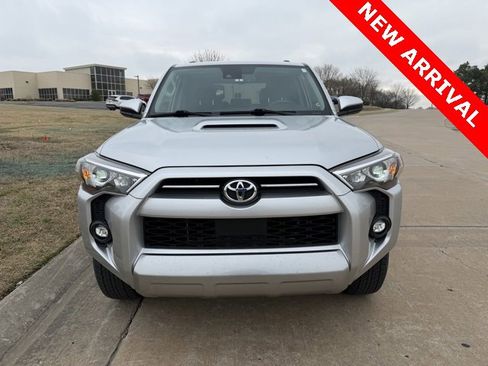 Used 2021 Toyota 4Runner TRD Off-Road image 8