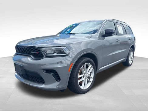 Used 2025 Dodge Durango GT AWD/4WD image 2