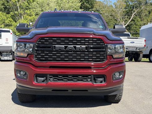 Used 2022 RAM 2500 Big Horn w/ Night Edition AWD/4WD image 3