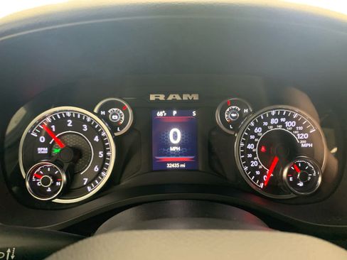 Used 2023 RAM 1500 Big Horn image 26