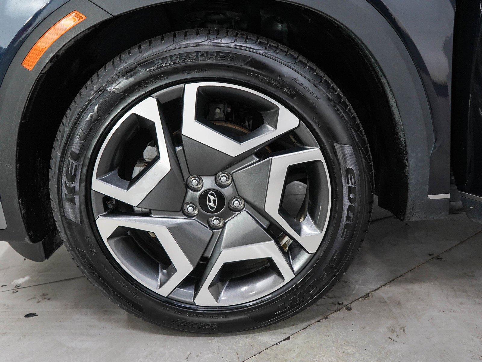 Used 2024 Hyundai Palisade Limited AWD/4WD image 33