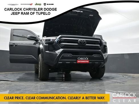 Used 2025 Toyota Tacoma SR5 image 41