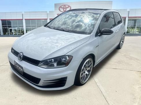 Used 2017 Volkswagen GTI S FWD image 38