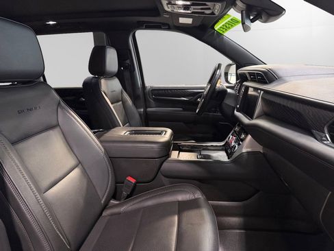 Used 2023 GMC Yukon XL Denali w/ Max Trailering Package image 15