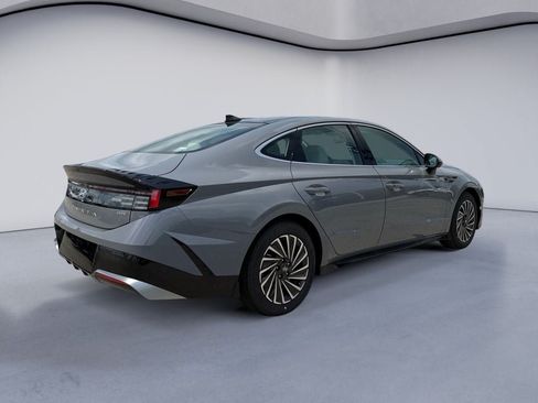 New 2026 Hyundai Sonata SEL FWD image 5