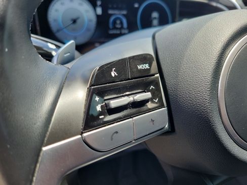 Used 2022 Hyundai Santa Cruz Limited AWD/4WD image 25