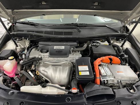 Used 2016 Toyota Camry LE image 21