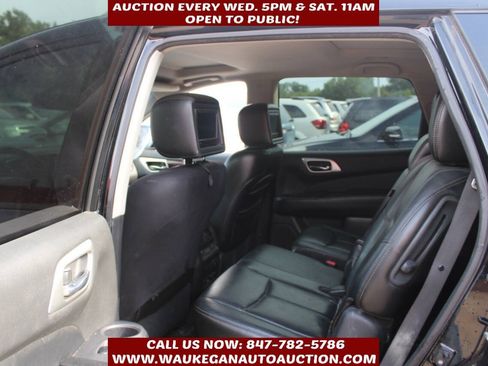 Used 2013 Nissan Pathfinder Platinum w/ Platinum Premium Pkg AWD/4WD image 5