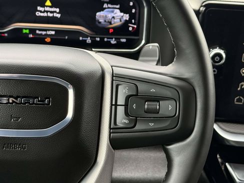 Used 2025 GMC Sierra 1500 Denali w/ Denali Reserve Package AWD/4WD image 15