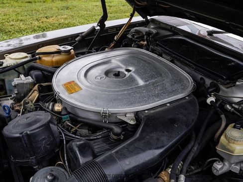 Used 1988 Mercedes-Benz 560 SL image 21