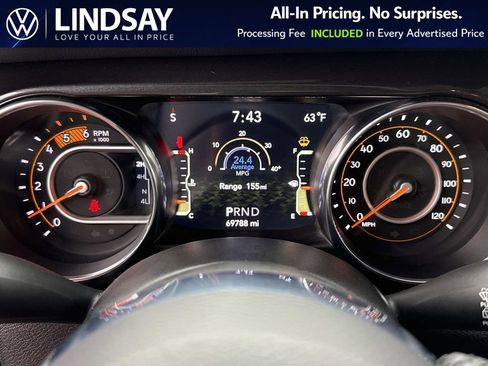 Used 2020 Jeep Wrangler Unlimited Sahara AWD/4WD image 24
