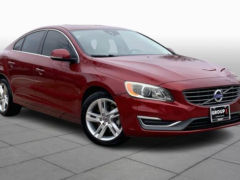 Used 2015 Volvo S60 T5 Premier image 3