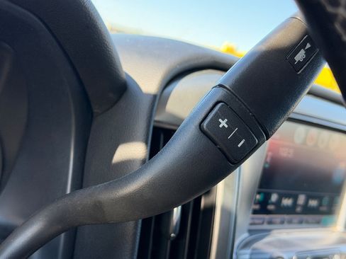 Used 2018 Chevrolet Silverado 1500 LT w/ All Star Edition AWD/4WD image 12