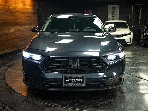 Used 2025 Honda Accord LX image 4
