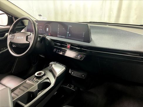 Used 2023 Kia EV6 Wind image 14
