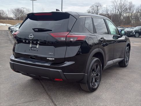 New 2026 Nissan Rogue SV image 5