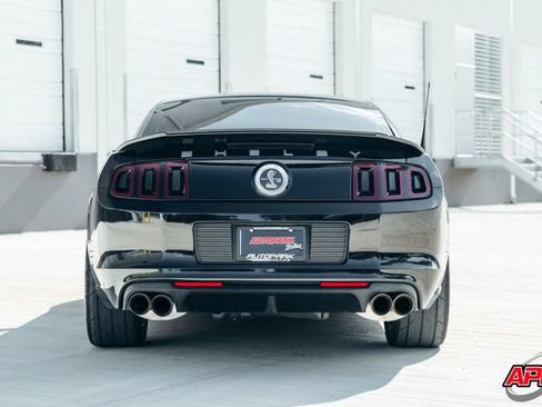 Used 2013 Ford Mustang Shelby GT500 RWD image 16