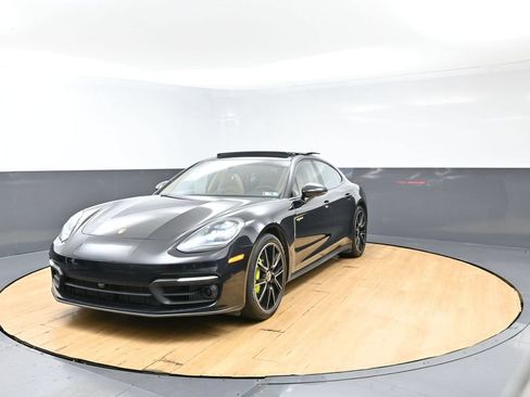 Used 2023 Porsche Panamera 4 Platinum Edition AWD/4WD image 5