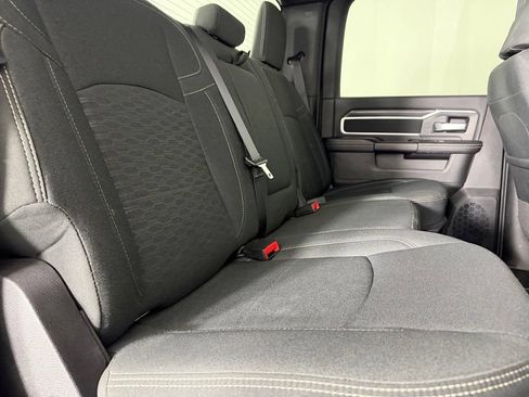 Certified 2025 RAM 2500 Big Horn AWD/4WD image 27
