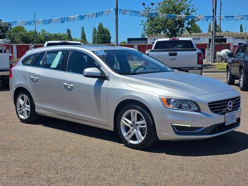 Used 2015 Volvo V60 T5 Premier FWD image 28
