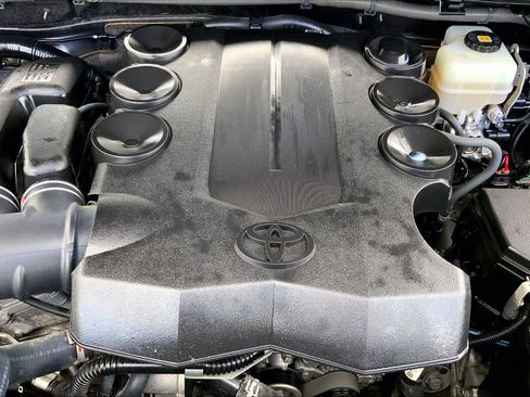 Used 2020 Toyota 4Runner TRD Off-Road Premium w/ Moonroof Package image 32