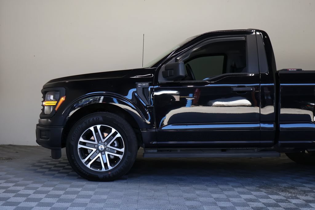 Used 2024 Ford F150 XL RWD image 8