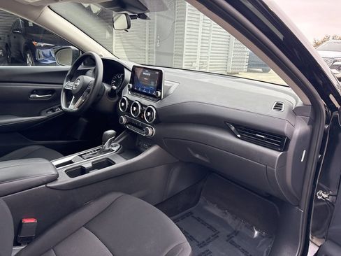 Used 2024 Nissan Sentra SV image 15