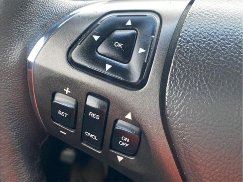 Used 2016 Lincoln MKS AWD w/ Livery Package image 18