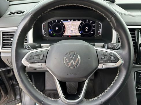 Used 2023 Volkswagen Atlas Cross Sport SEL image 16