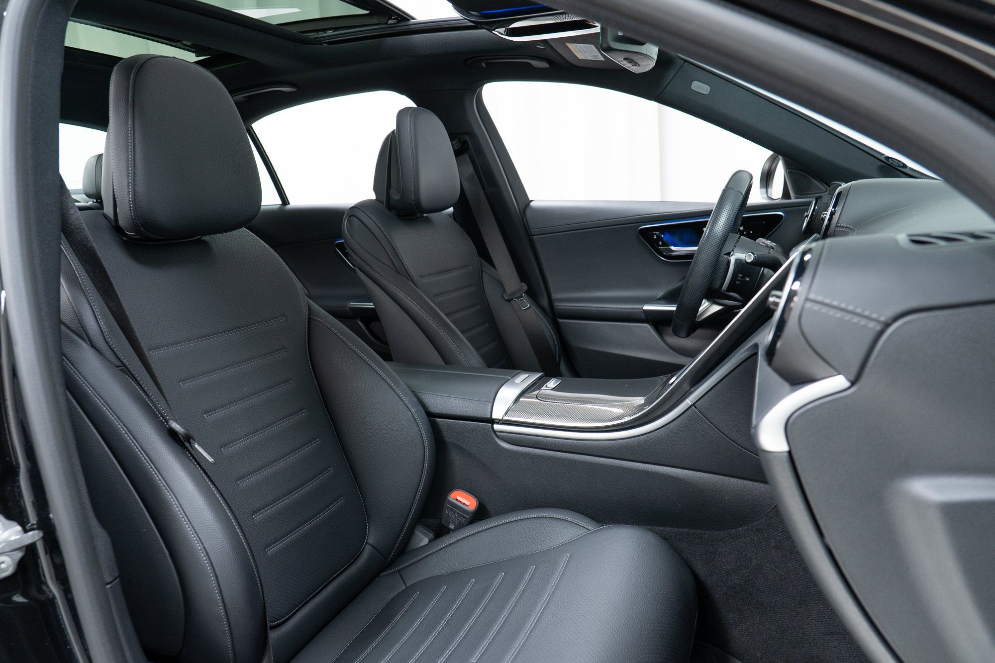 Certified 2023 Mercedes-Benz C 300 4MATIC Sedan image 22