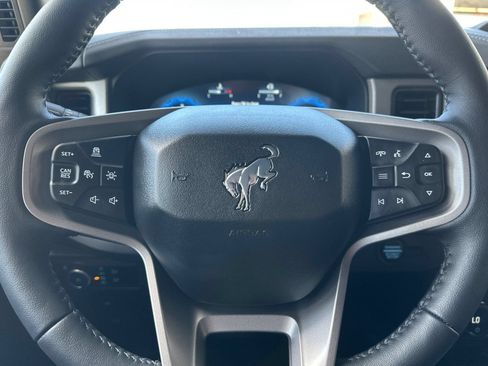 New 2026 Ford Bronco Outer Banks w/ Sasquatch Package AWD/4WD image 24