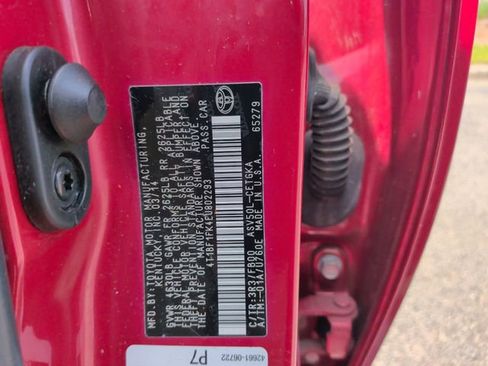 Used 2014 Toyota Camry XLE FWD image 33