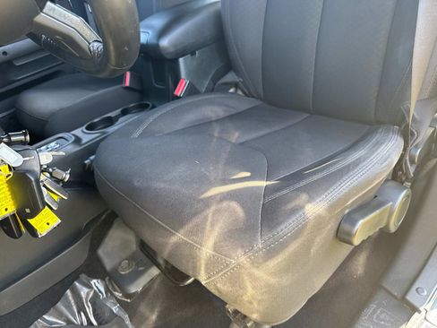 Used 2018 Jeep Wrangler Unlimited Sport w/ Connectivity Group image 20