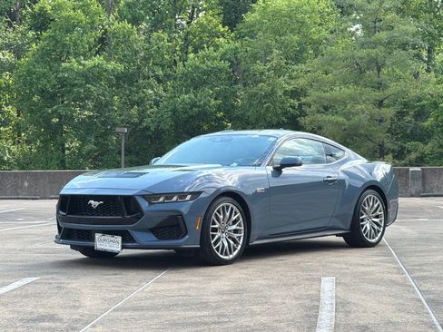 Used 2024 Ford Mustang GT Premium RWD image 6