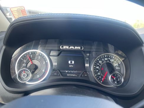 Used 2024 RAM 2500 Laramie w/ Safety Group AWD/4WD image 34