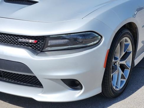 Used 2019 Dodge Charger R/T w/ Plus Group RWD image 10