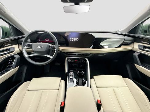 Used 2025 Audi Q5 Premium Plus w/ Premium Plus image 13