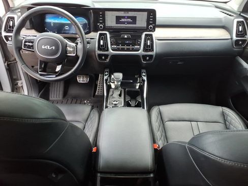 Used 2023 Kia Sorento SX Prestige AWD/4WD image 12
